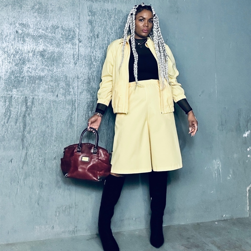 Vintage Yellow Jacket and Capris Set, 8 - Picture 2 of 12